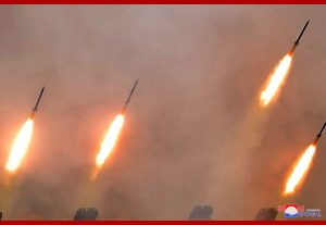 Máximo Dirigente Kim Jong Un dirige ejercicios del golpe de subunidades de artillería del EPC 2020.03.02 4