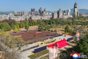 Kim Jong Un en ceremonia inicial de construcción de Museo Conmemorativo de Méritos de Combate 11